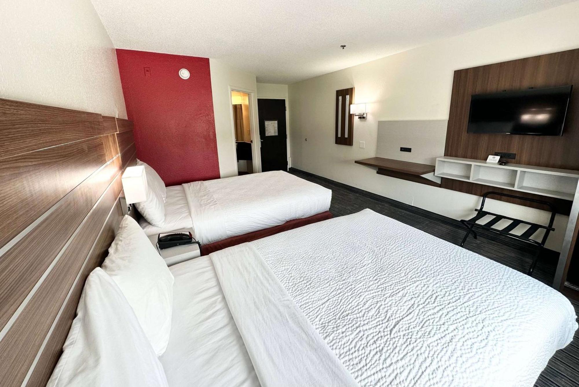 Ramada By Wyndham Lithia Springs Atlanta 호텔 외부 사진
