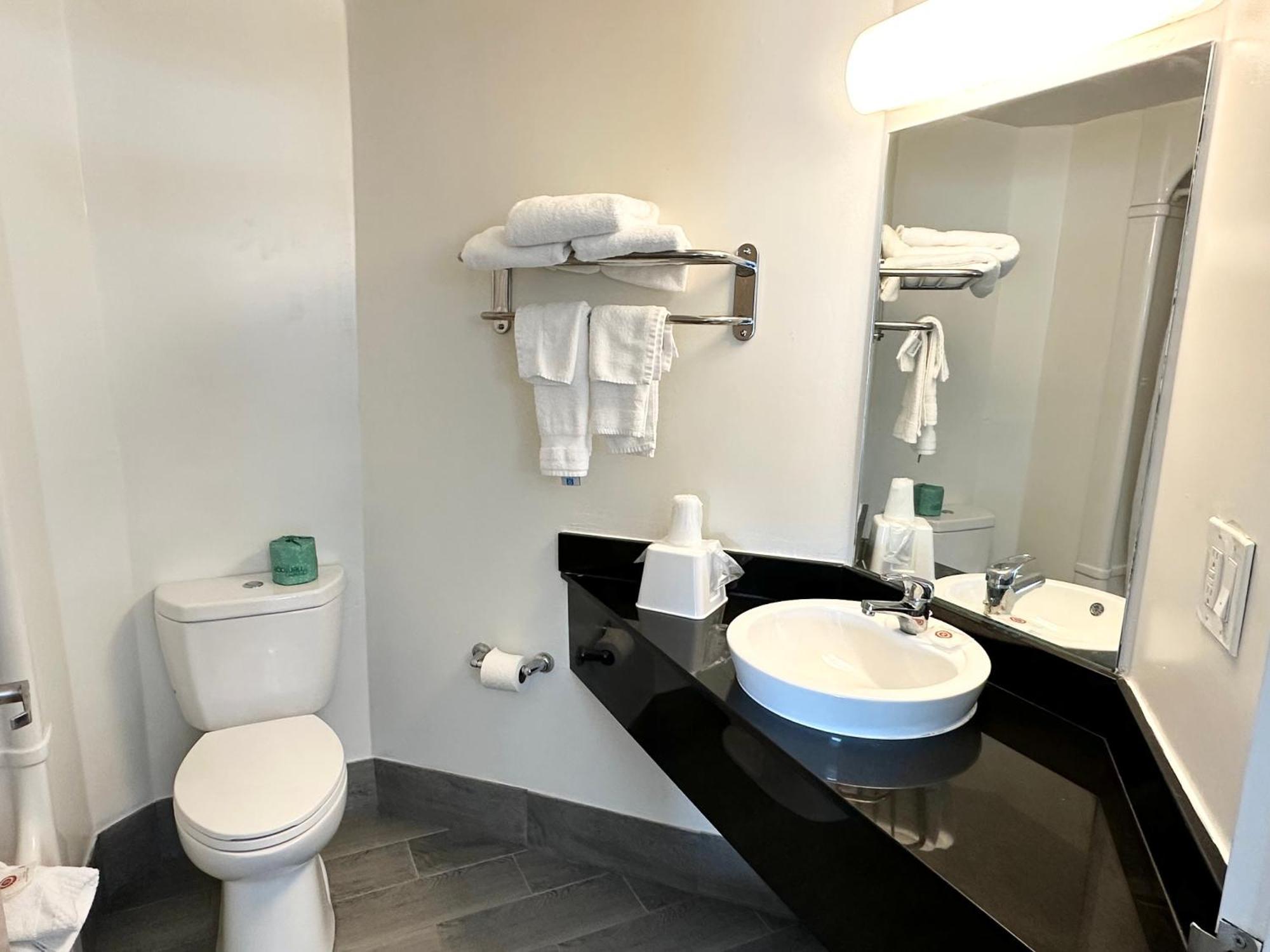 Ramada By Wyndham Lithia Springs Atlanta 호텔 외부 사진