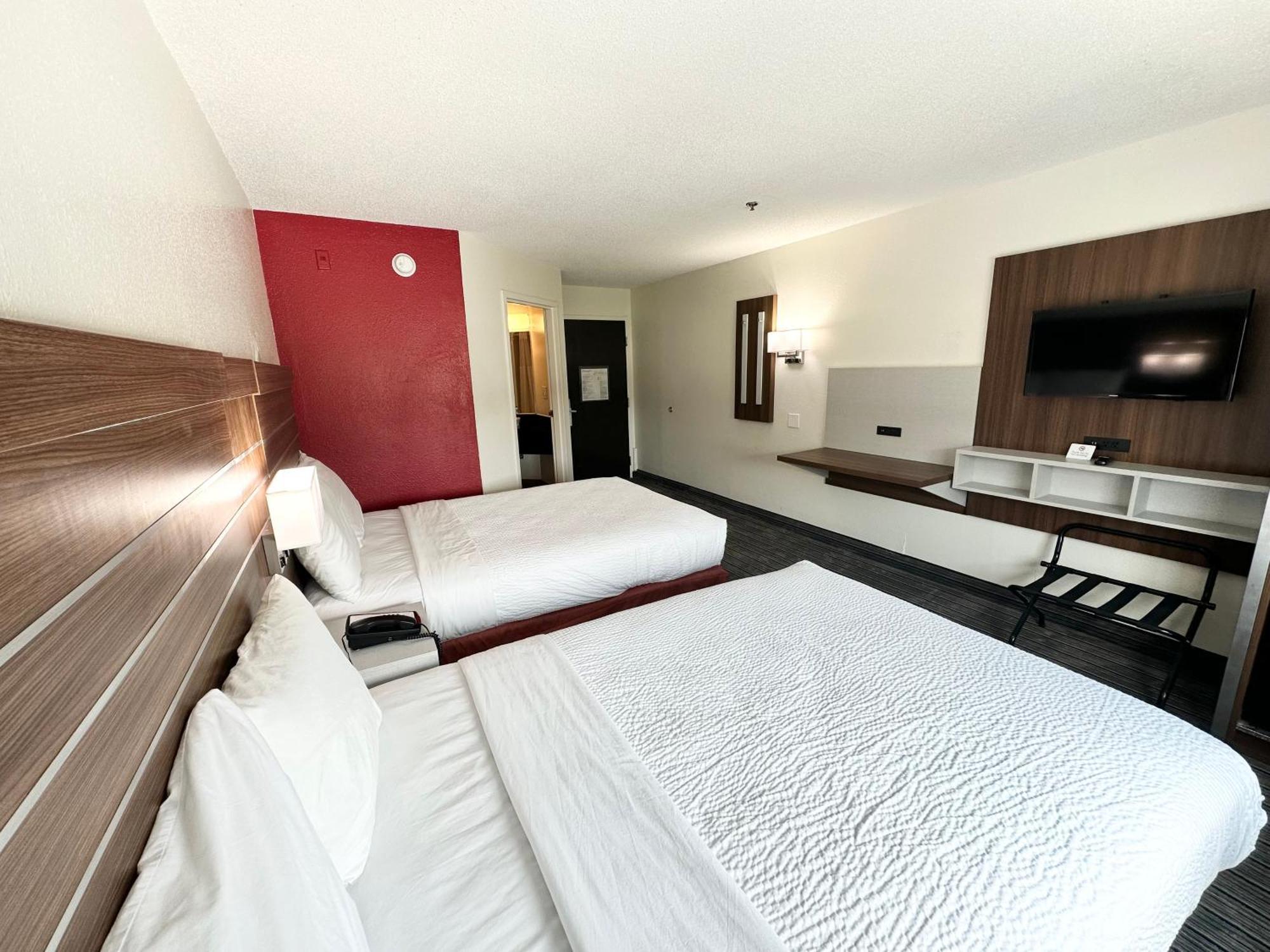 Ramada By Wyndham Lithia Springs Atlanta 호텔 외부 사진